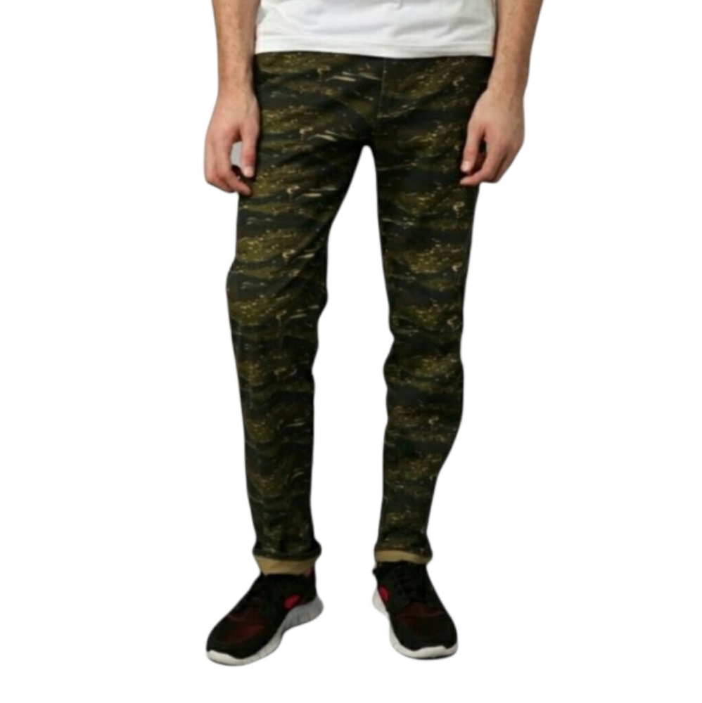 Urban Outfitters Koto camo jeans pants 29